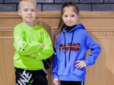 ПРАВИЛЬНО ВЫБРАТЬ СПОРТИВНЫЙ КОСТЮМ В ШКОЛУ