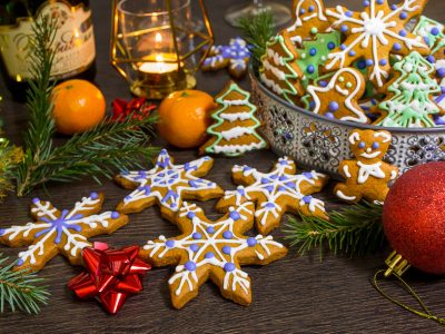 Готовим рождественские печенья всей семьей